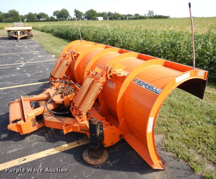 image for item KF9512 2008 International WorkStar 7400  spreader truck