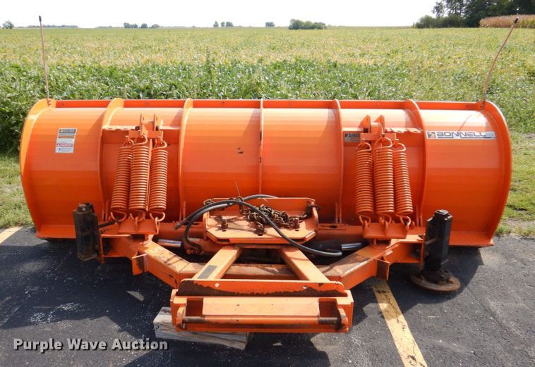 image for item KF9512 2008 International WorkStar 7400  spreader truck