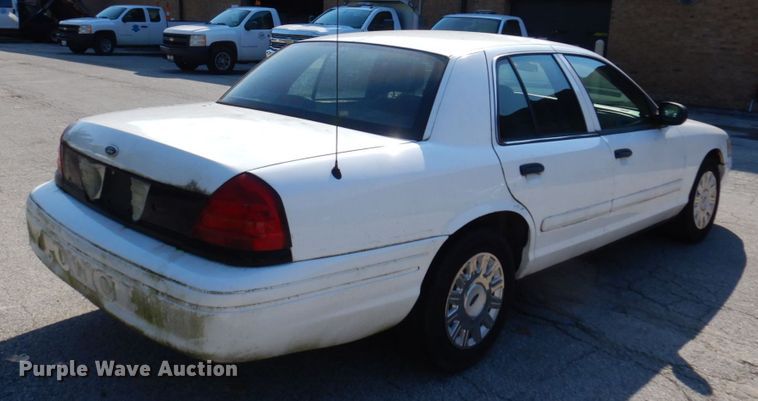 image for item KF9513 2005 Ford Crown Victoria Police Interceptor