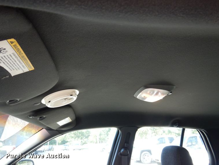 image for item KF9513 2005 Ford Crown Victoria Police Interceptor