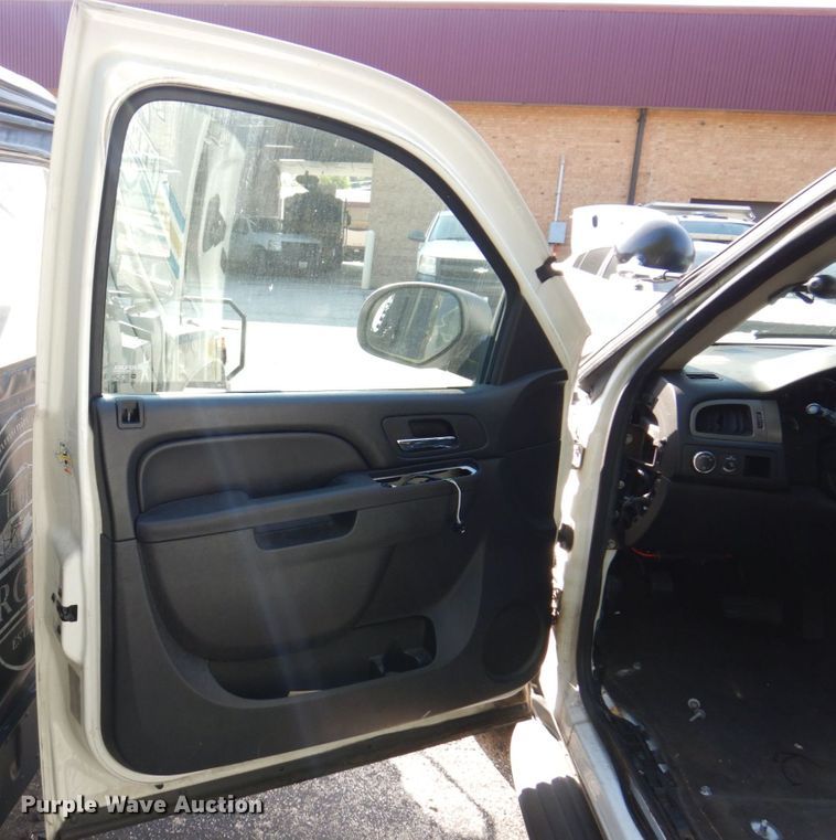 image for item KF9514 2014 Chevrolet Tahoe Police  SUV