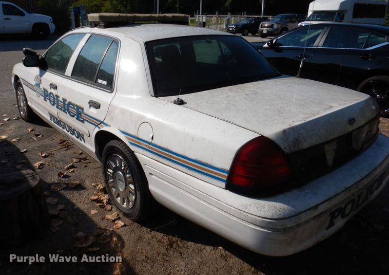 image for item KF9515 2005 Ford Crown Victoria Police Interceptor