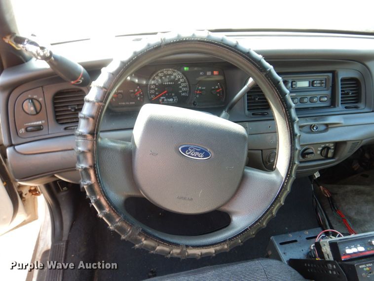 image for item KF9515 2005 Ford Crown Victoria Police Interceptor