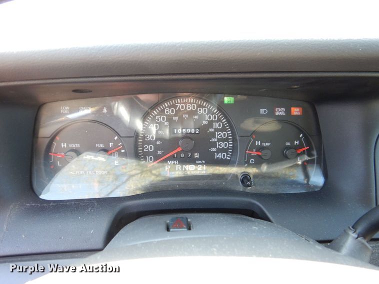 image for item KF9515 2005 Ford Crown Victoria Police Interceptor