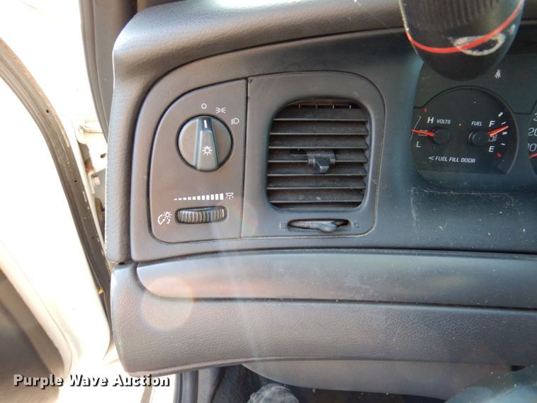 image for item KF9515 2005 Ford Crown Victoria Police Interceptor