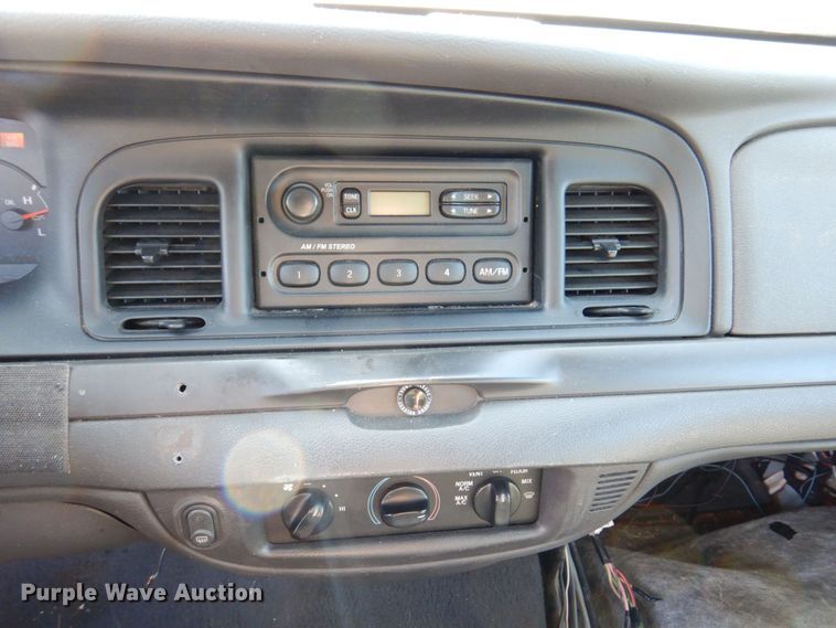 image for item KF9515 2005 Ford Crown Victoria Police Interceptor