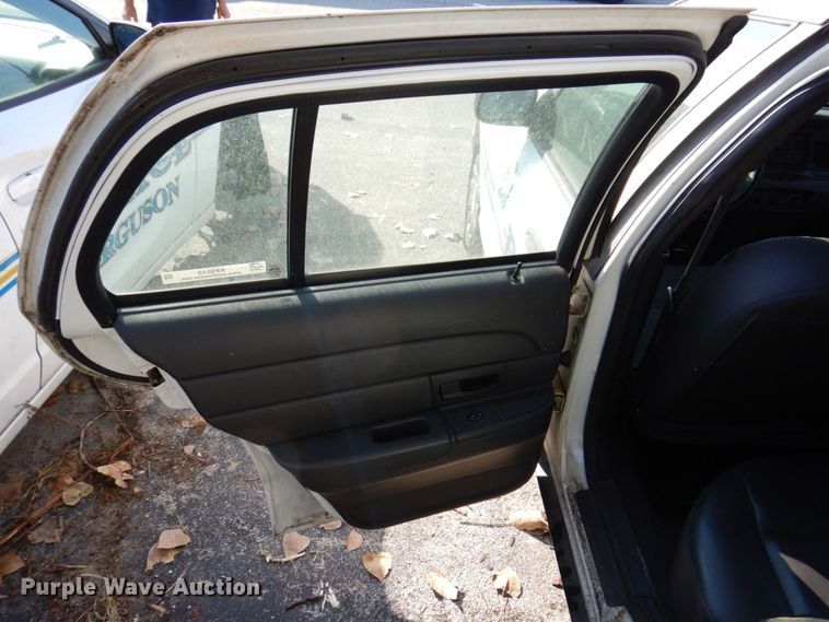 image for item KF9515 2005 Ford Crown Victoria Police Interceptor