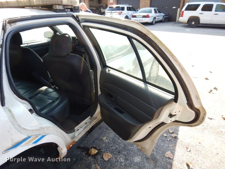 image for item KF9515 2005 Ford Crown Victoria Police Interceptor