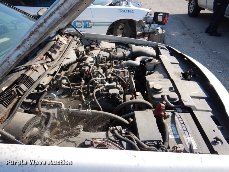 image for item KF9515 2005 Ford Crown Victoria Police Interceptor