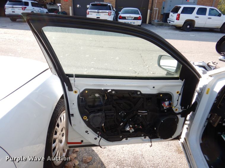 image for item KF9516 2016 Dodge Charger Police