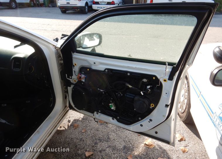 image for item KF9516 2016 Dodge Charger Police