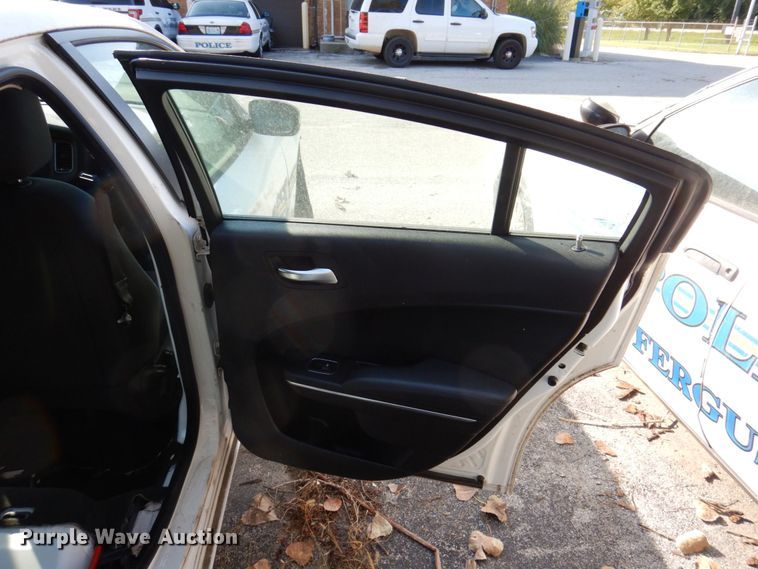 image for item KF9516 2016 Dodge Charger Police