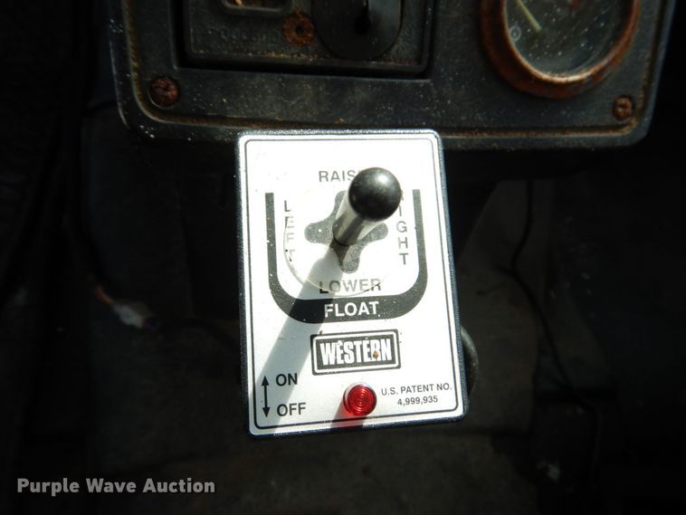 image for item KF9580 2000 GMC C8500  dump truck