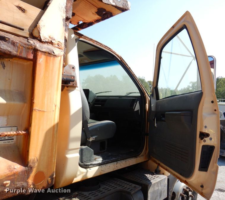 image for item KF9580 2000 GMC C8500  dump truck