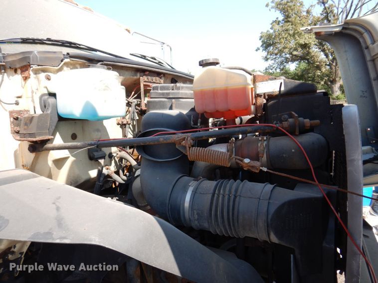 image for item KF9580 2000 GMC C8500  dump truck