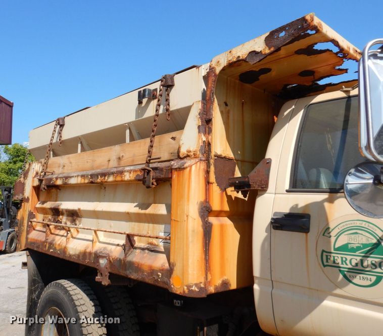 image for item KF9580 2000 GMC C8500  dump truck