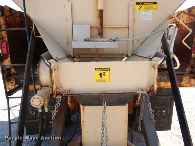 image for item KF9580 2000 GMC C8500  dump truck