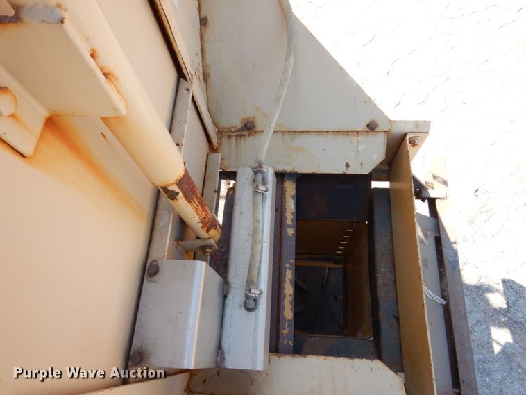 image for item KF9580 2000 GMC C8500  dump truck