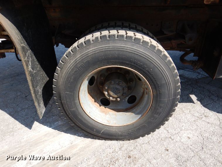 image for item KF9580 2000 GMC C8500  dump truck