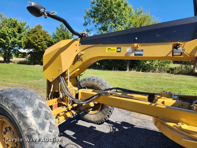 image for item KH9223 2008 Caterpillar 140M  motor grader