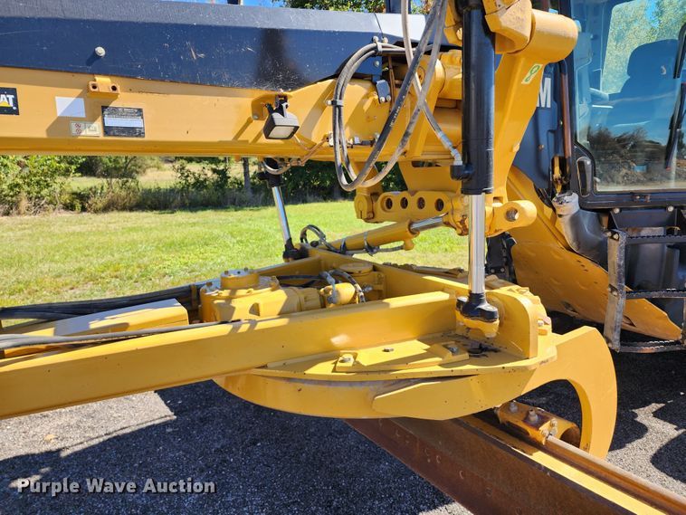 image for item KH9223 2008 Caterpillar 140M  motor grader