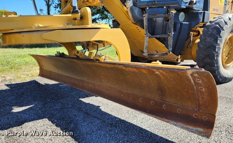 image for item KH9223 2008 Caterpillar 140M  motor grader