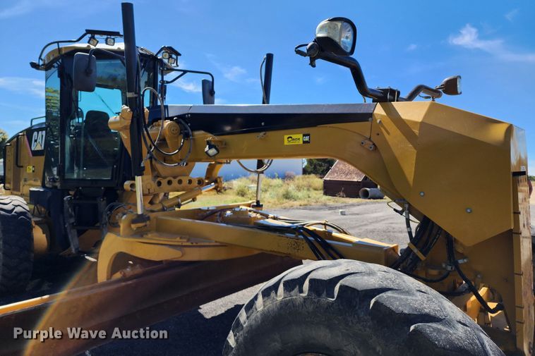 image for item KH9223 2008 Caterpillar 140M  motor grader