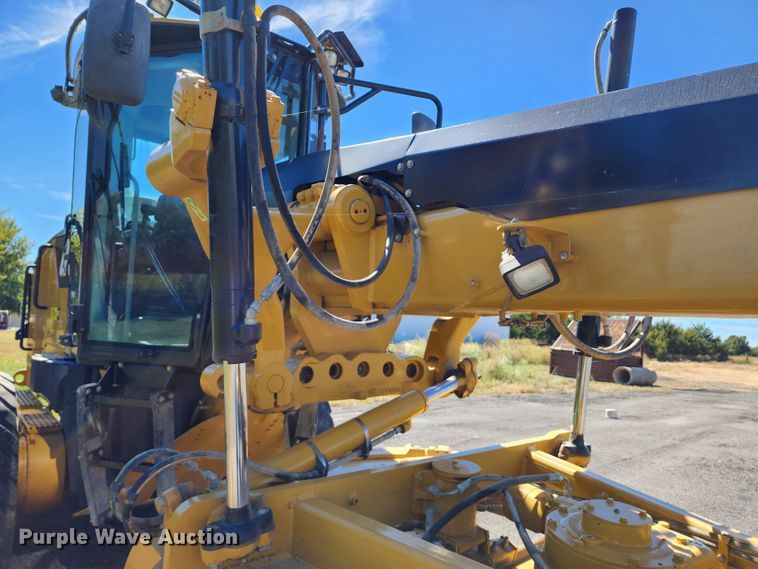 image for item KH9223 2008 Caterpillar 140M  motor grader