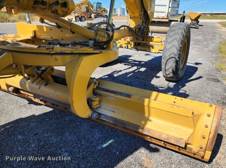image for item KH9223 2008 Caterpillar 140M  motor grader