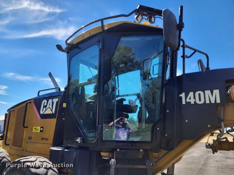 image for item KH9223 2008 Caterpillar 140M  motor grader