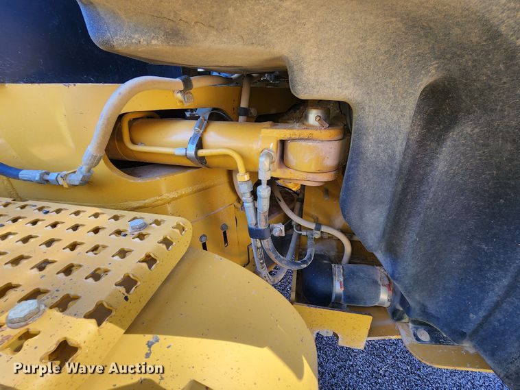 image for item KH9223 2008 Caterpillar 140M  motor grader