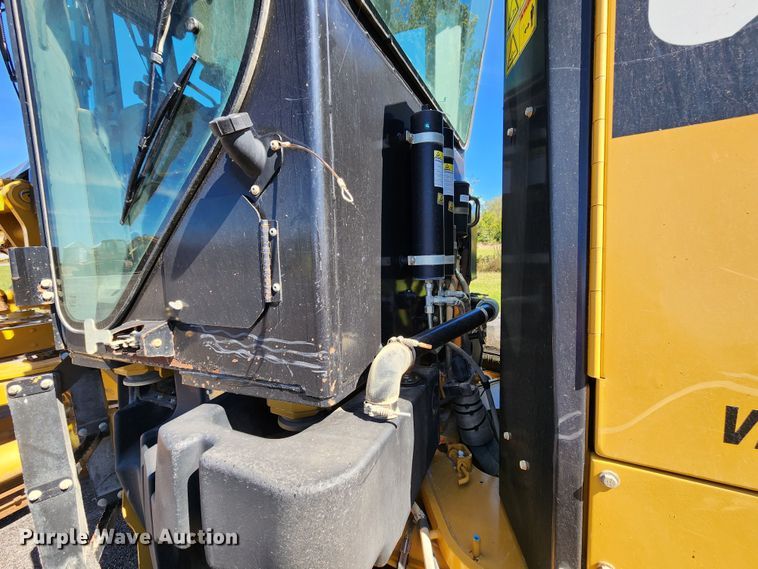 image for item KH9223 2008 Caterpillar 140M  motor grader