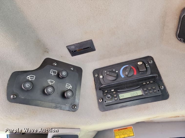 image for item KH9223 2008 Caterpillar 140M  motor grader