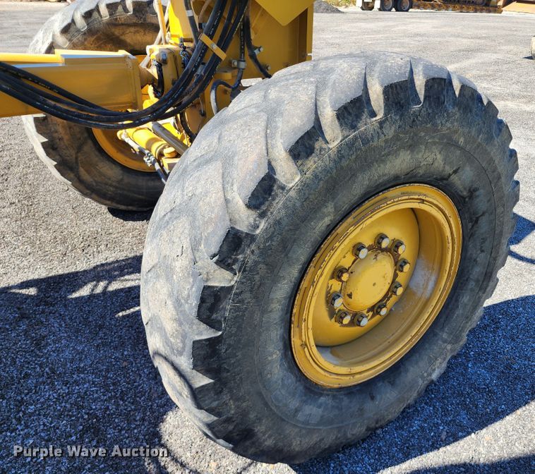 image for item KH9223 2008 Caterpillar 140M  motor grader