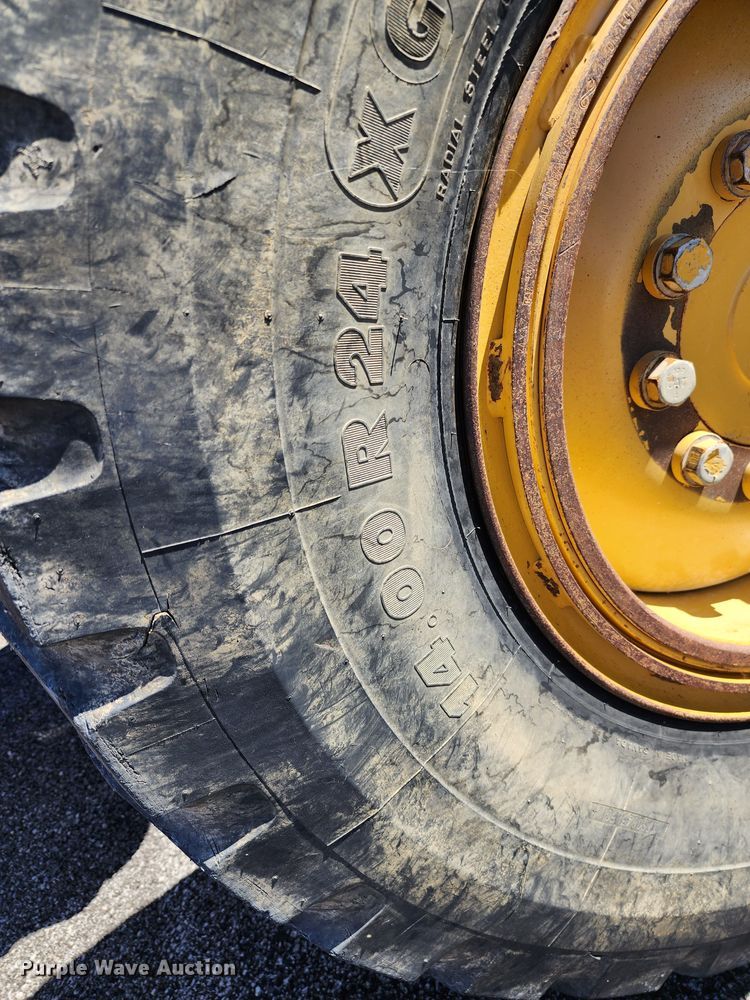 image for item KH9223 2008 Caterpillar 140M  motor grader