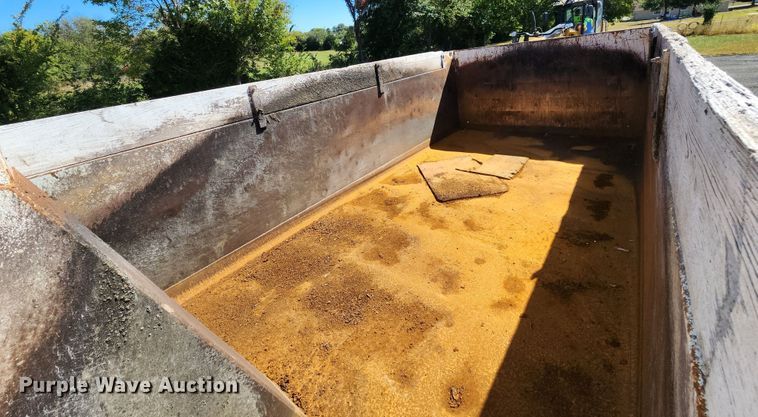 image for item KH9224 Heil HPT12YD15  dump bed