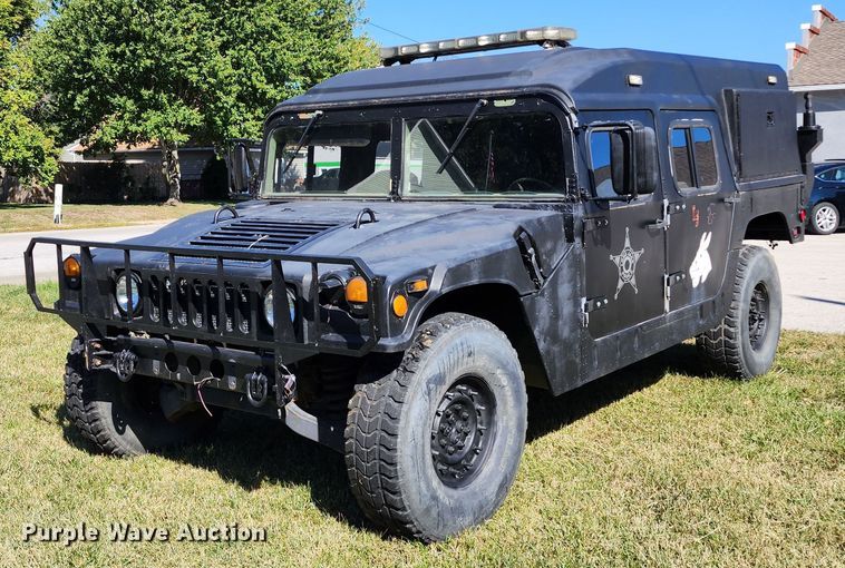 image for item KH9284 1995 Am General M988A1  HMMWV SUV