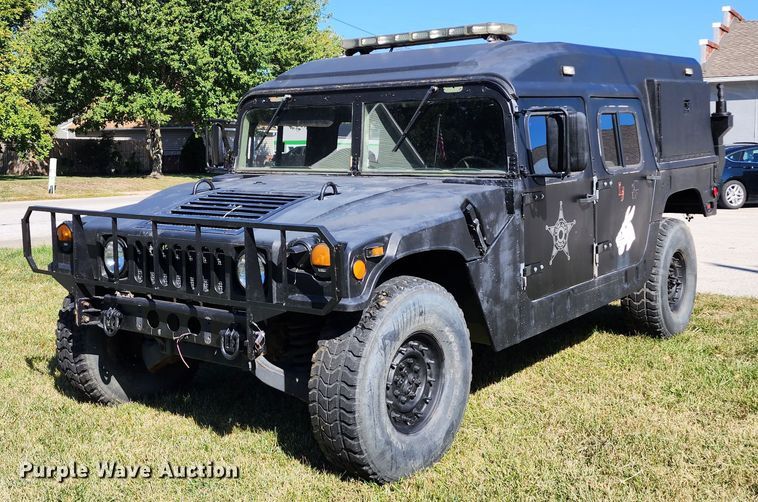 image for item KH9284 1995 Am General M988A1  HMMWV SUV