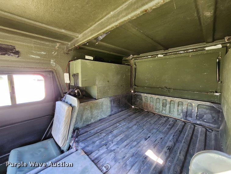 image for item KH9284 1995 Am General M988A1  HMMWV SUV