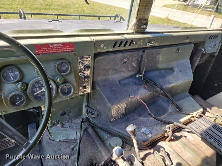 image for item KH9284 1995 Am General M988A1  HMMWV SUV