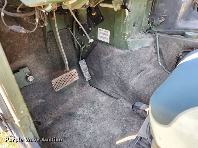 image for item KH9284 1995 Am General M988A1  HMMWV SUV