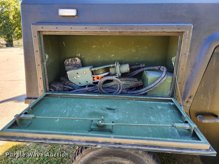 image for item KH9284 1995 Am General M988A1  HMMWV SUV