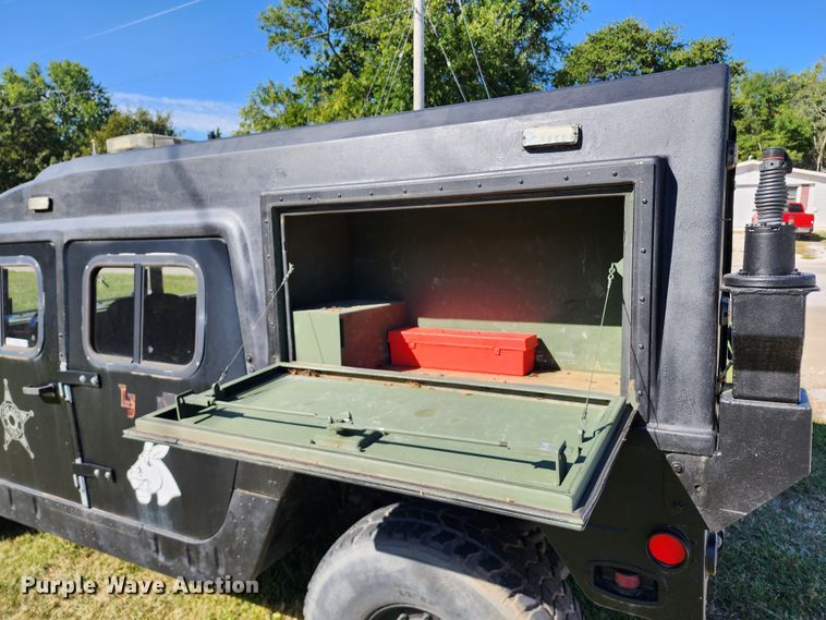 image for item KH9284 1995 Am General M988A1  HMMWV SUV