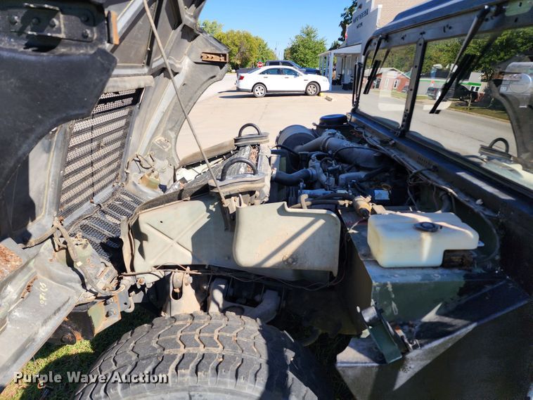 image for item KH9284 1995 Am General M988A1  HMMWV SUV