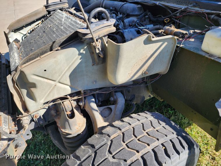 image for item KH9284 1995 Am General M988A1  HMMWV SUV