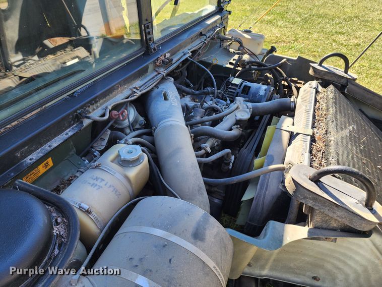 image for item KH9284 1995 Am General M988A1  HMMWV SUV