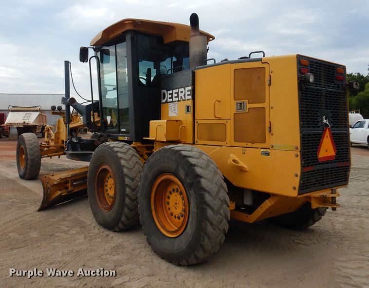 image for item KP9004 2008 John Deere 770D  motor grader