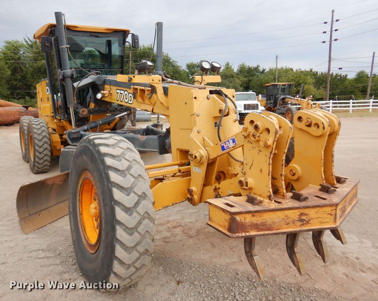 image for item KP9004 2008 John Deere 770D  motor grader