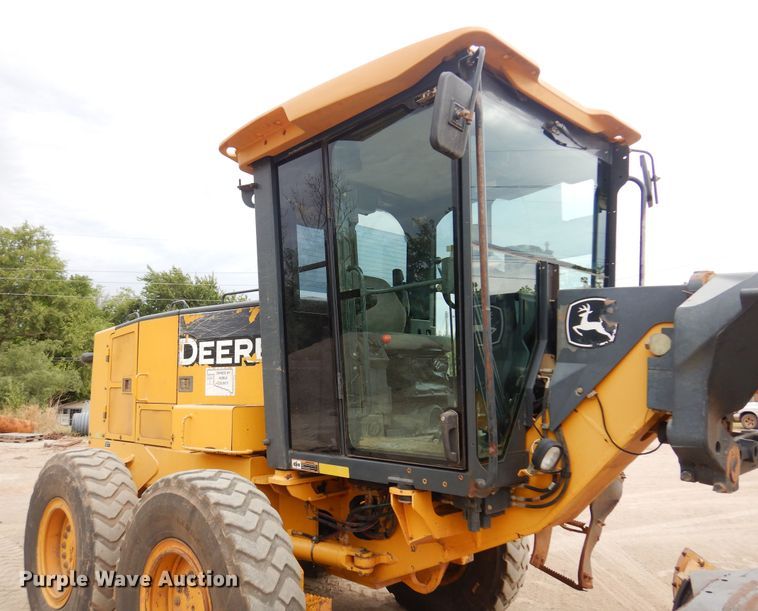 image for item KP9004 2008 John Deere 770D  motor grader