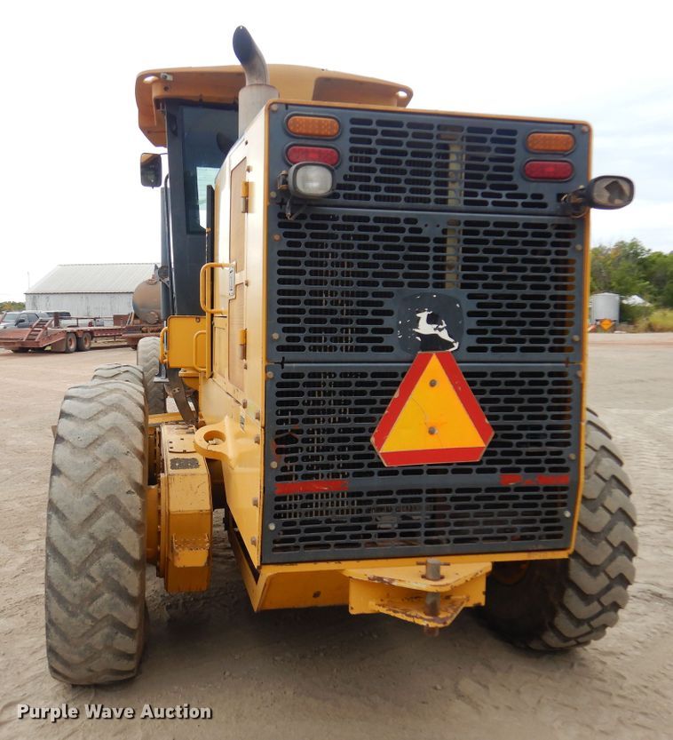 image for item KP9004 2008 John Deere 770D  motor grader